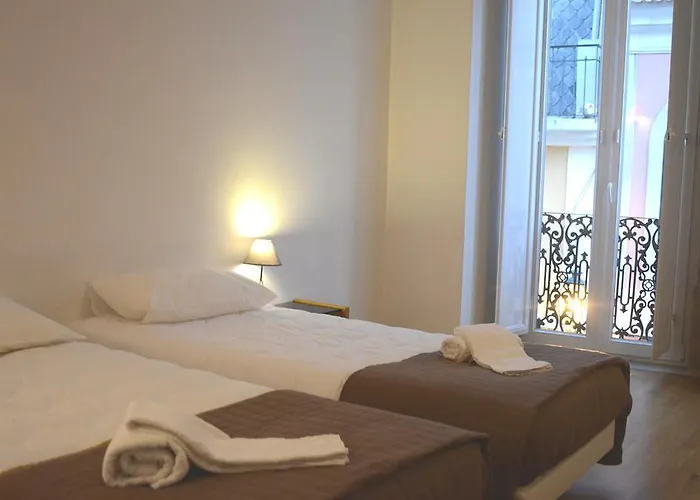 Fado - Santos Bed & Breakfast 3*