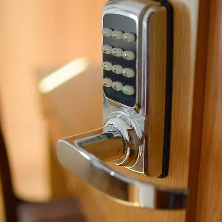 Fado - Santos Oda ve Kahvaltı 3*