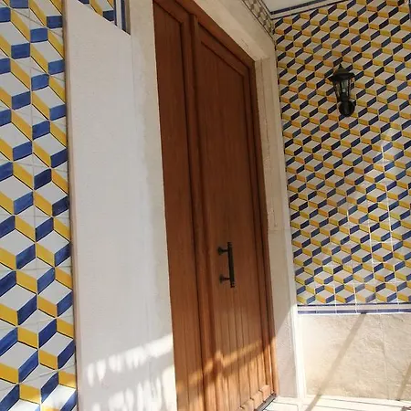 Fado - Santos 2* Lisboa